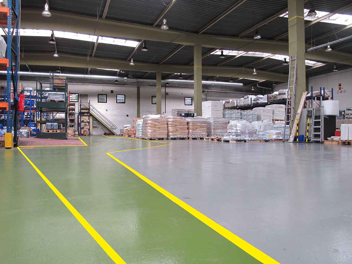 Cinta adhesiva muy resistente para suelos